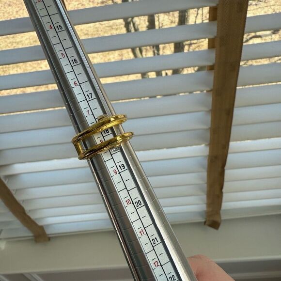 Unsigned 3D Gold Tone Rhinestone Ring 8 - Picture 6 of 6